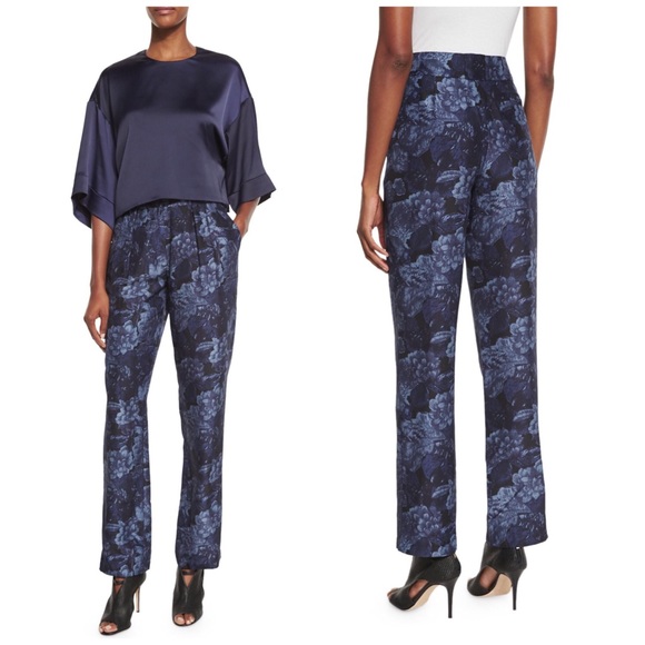 Elizabeth and James Pants - 🆕 Elizabeth and James Haskell Floral Pants